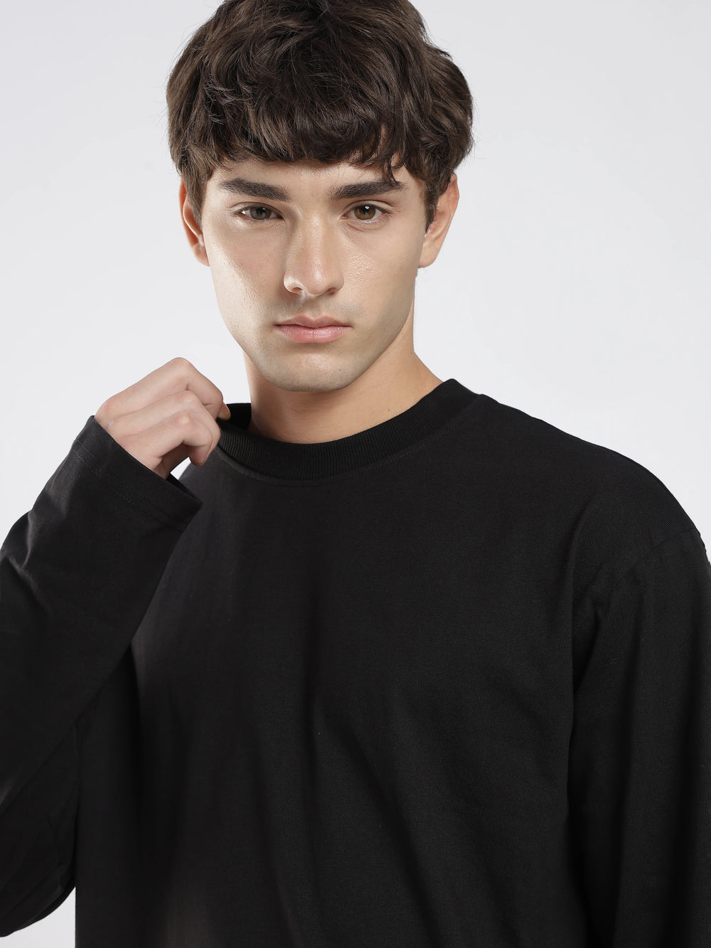 Urbaneigh Core Full Sleeve Tee – Midnight Black